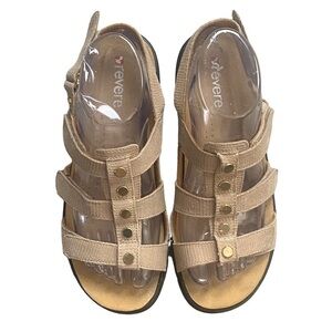 Revere Toledo sandals Velcro adjustable straps US 7/UK 5M rubber sole